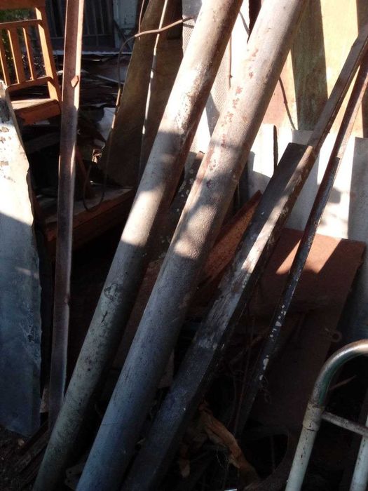 Продам железные трубы, оцинкованные и железные листы, железный шкаф