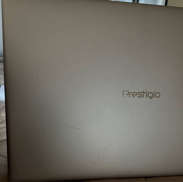 Ноутбук Prestigio