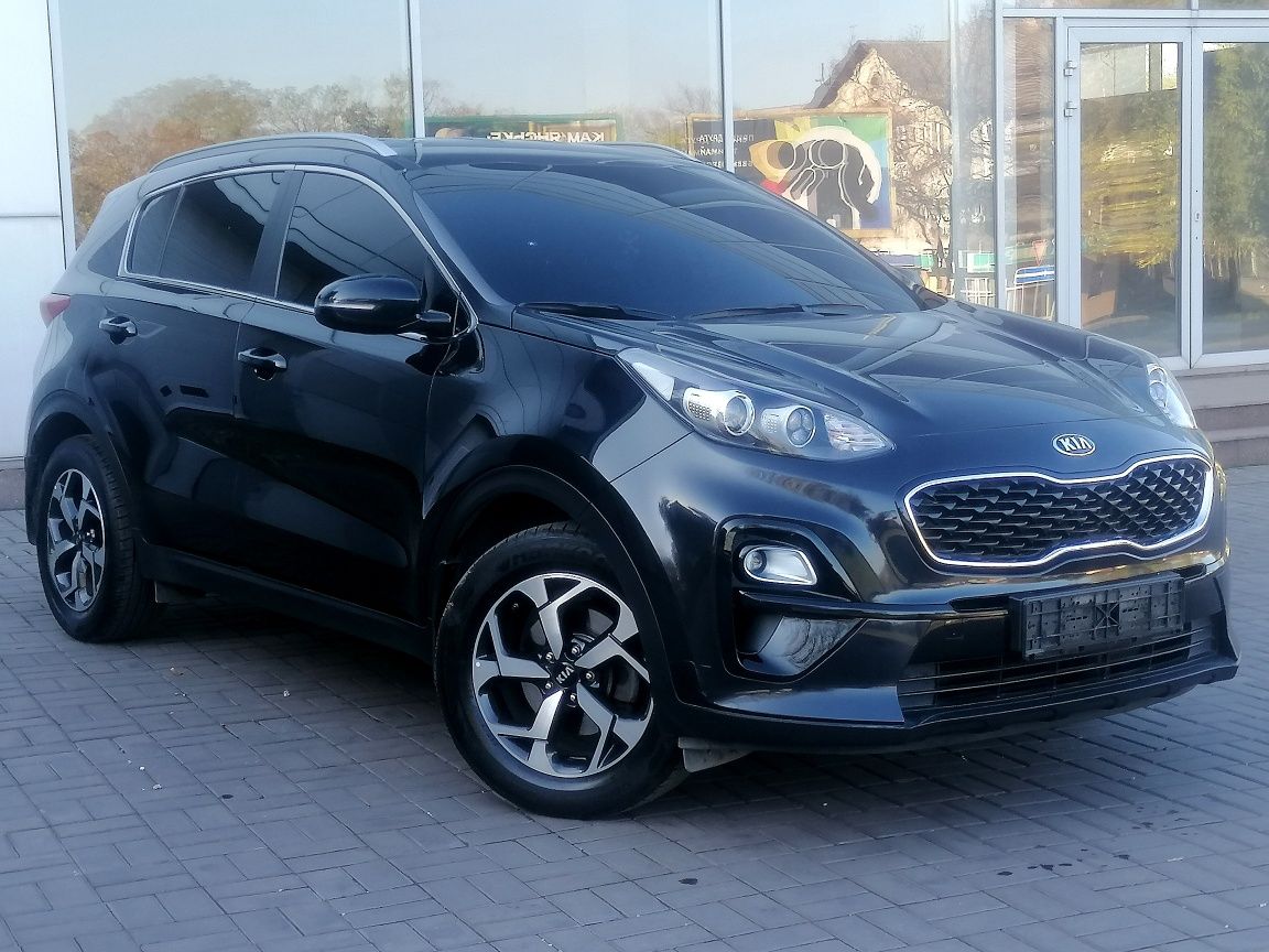 Продам свій офіційний Kia Sportage