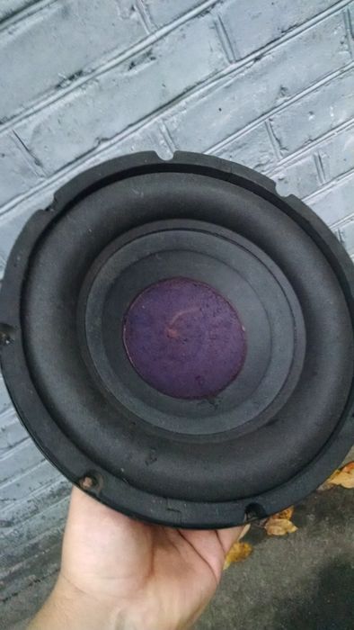 Динамик для сабвуфера 200w 4om