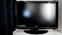 Telewizor LG - LCD Full HD 32 cale - TANIO