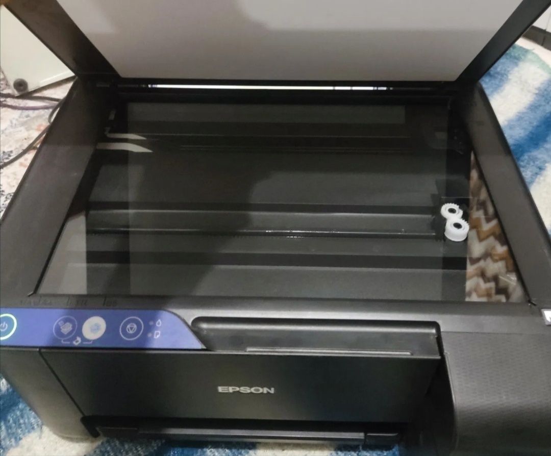 Epson Мфу, БФП 3в 1(принтер, сканер, копір) кольоровий