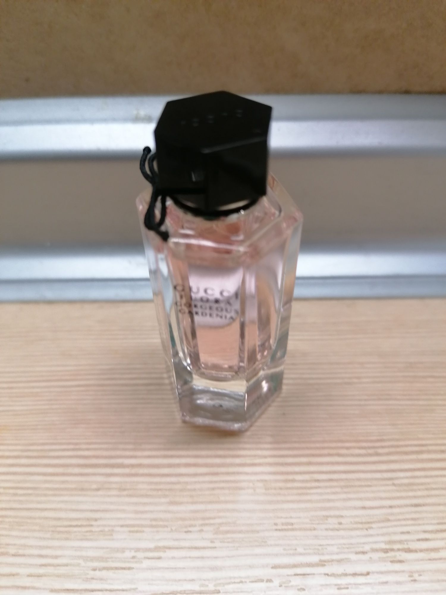 GUCCI Flora Gorgeous Gardenia Eau De Parfum для женщин.