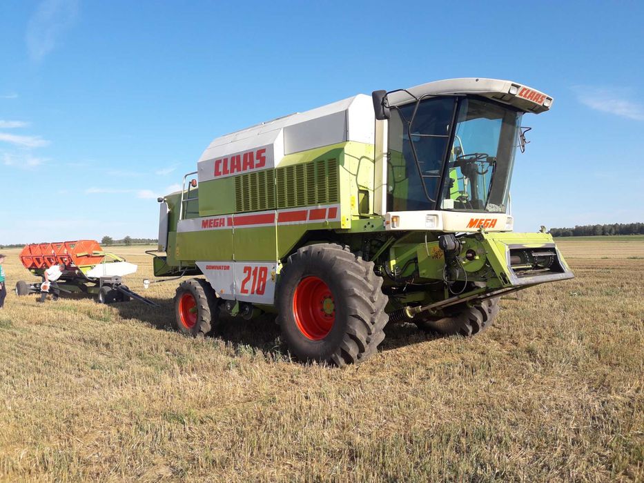 Claas Mega 218 II. Heder 6m.