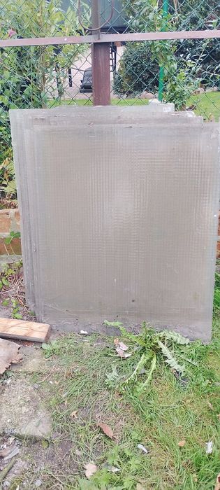 Szyby zbrojone 80x97