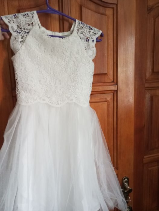 Святкові білі сукні на ріст 116 та 128 см