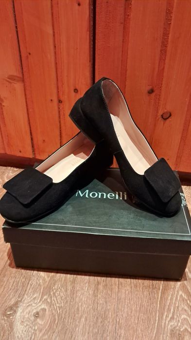 Взуття натуральний замш