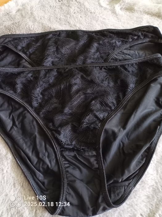 Dwie pary  majtki  rozmiar z metki xl