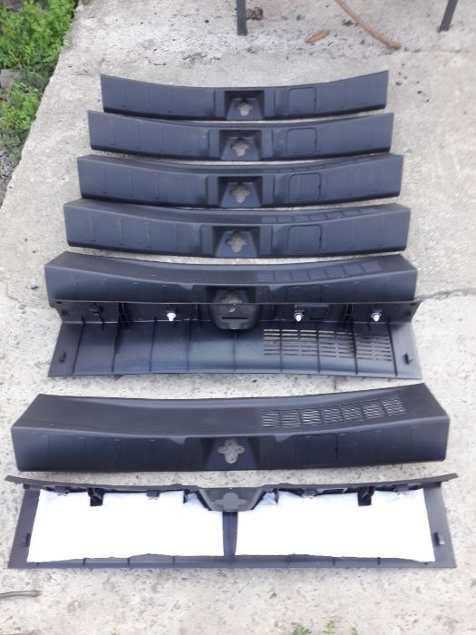 Накладка замка багажника mitsubishi outlander 3 7240A135XA