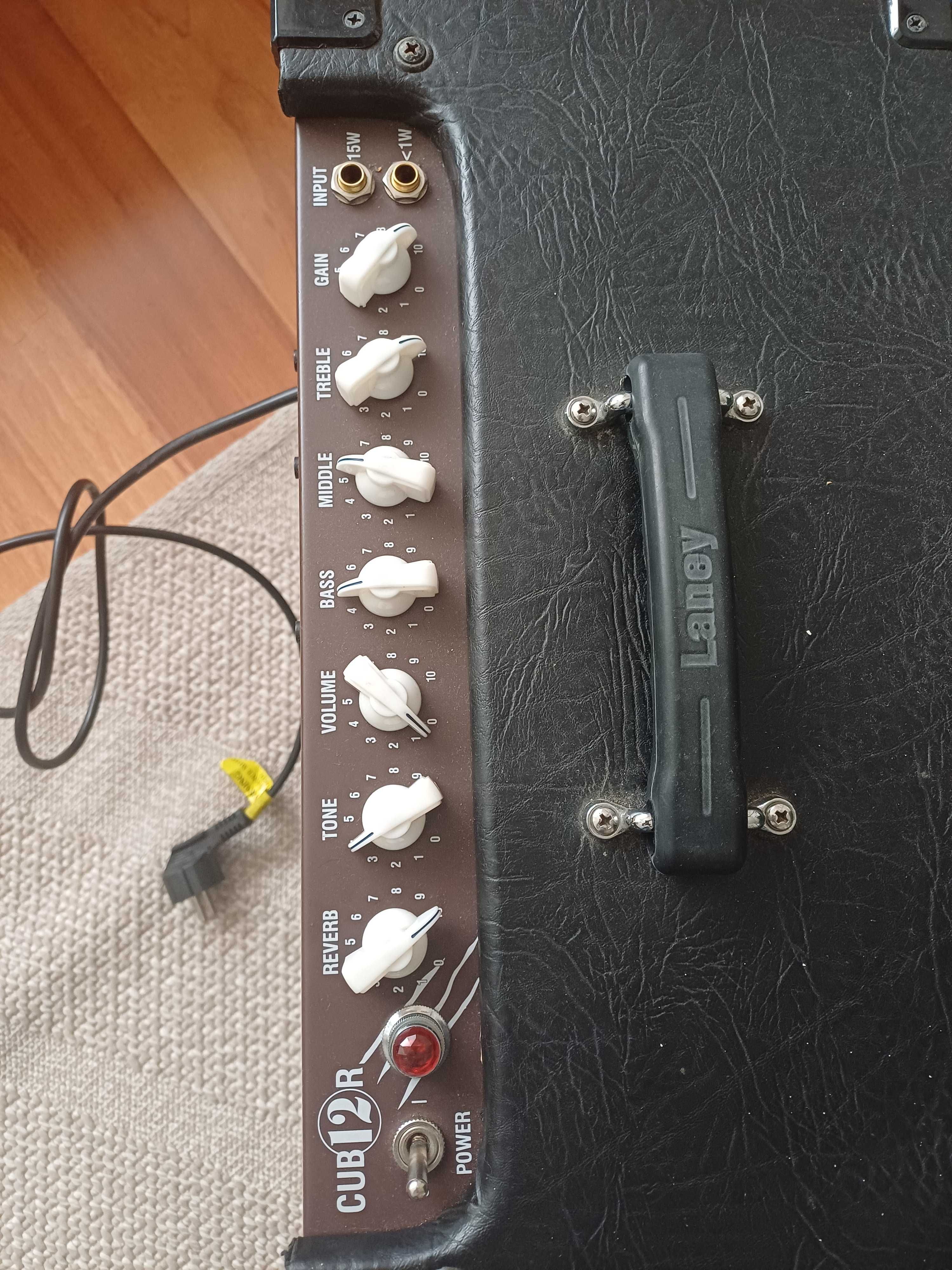 Amplificador de guitarra Laney a válvulas.