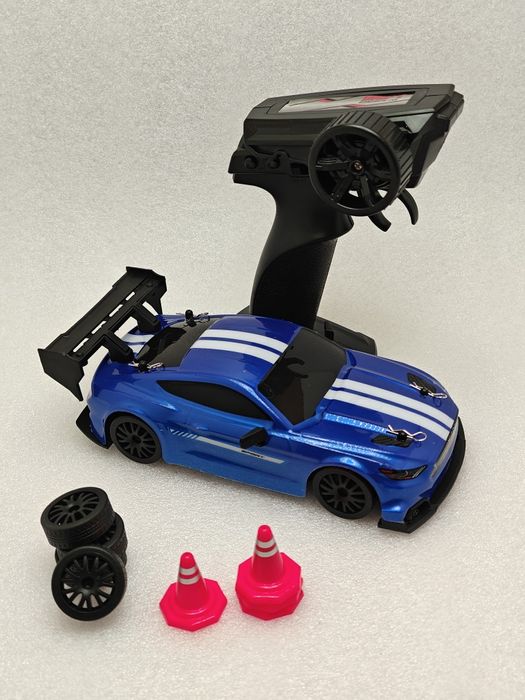 Zdalnie sterowany samochód RC drift 4WD – Mustang GT