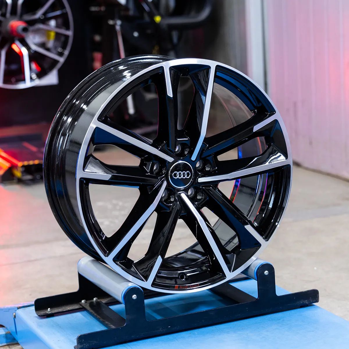 ORYGINALNE Felgi aluminiowe Audi 19" S5 A5 A6 A7 A8 Q3 Q5 Q7