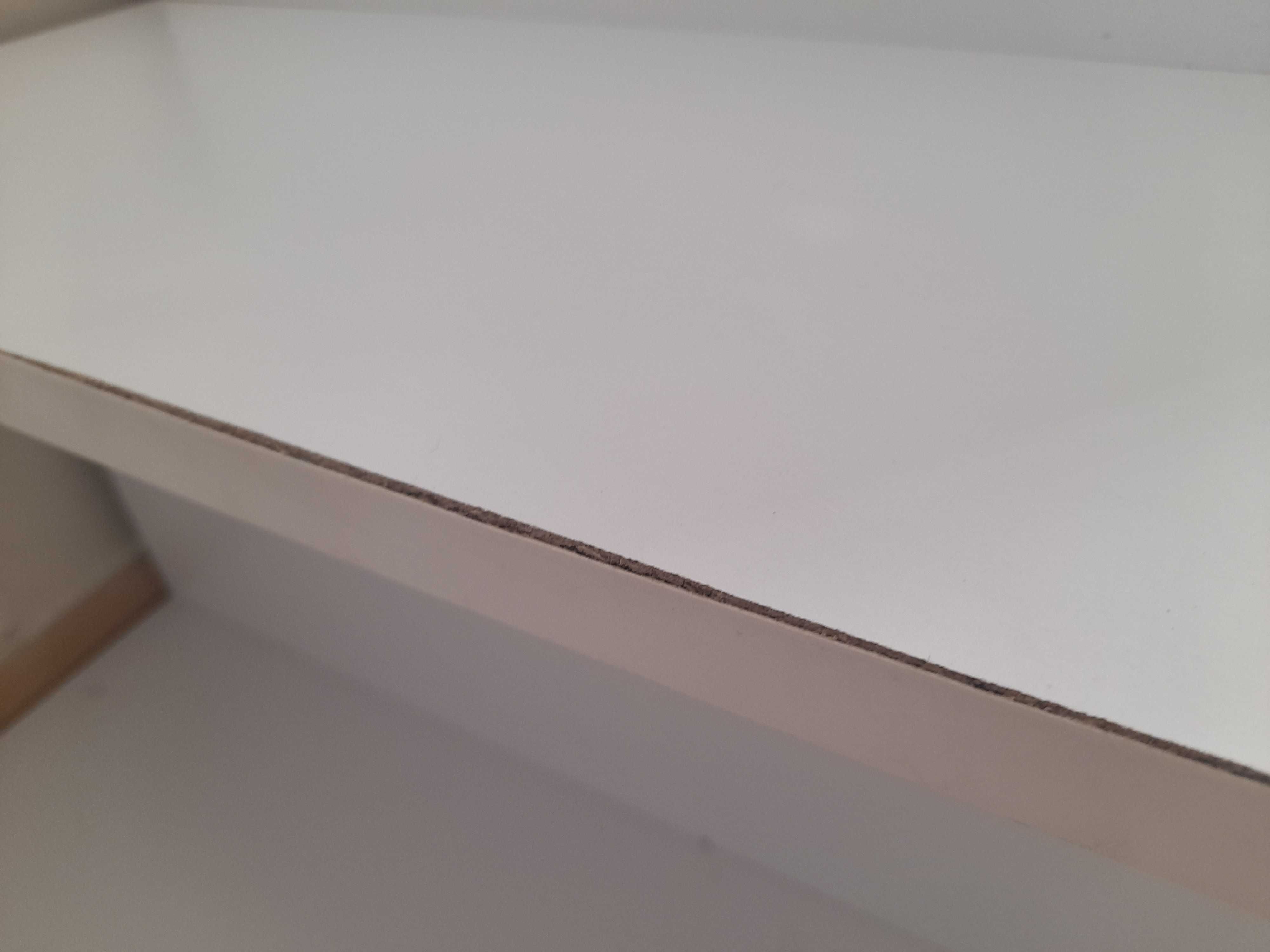 Móvel branco / Mesa de TV / Móvel casa