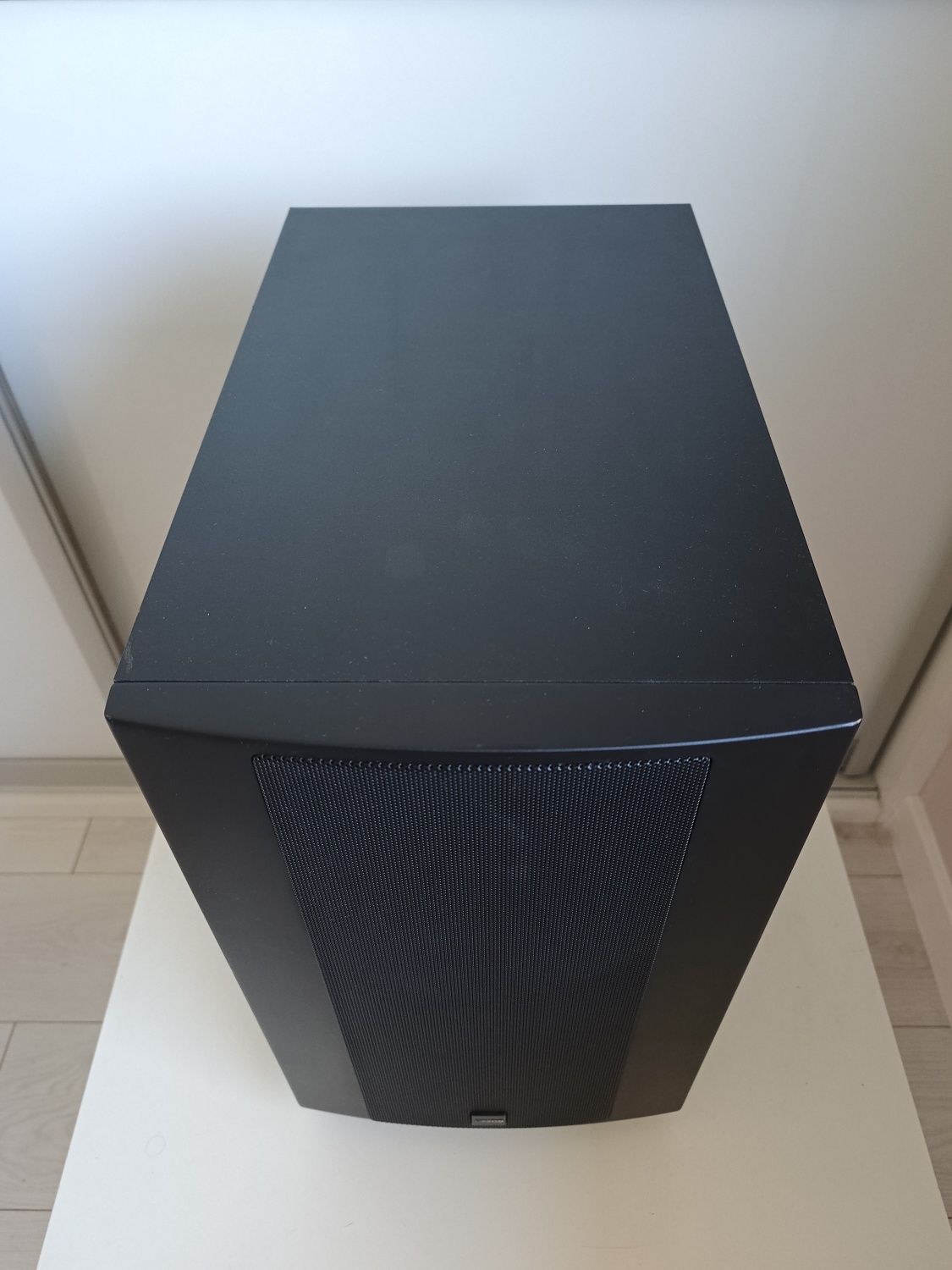 CANTON AS CD 102 subwoofer aktywny, moc 100 Watt.