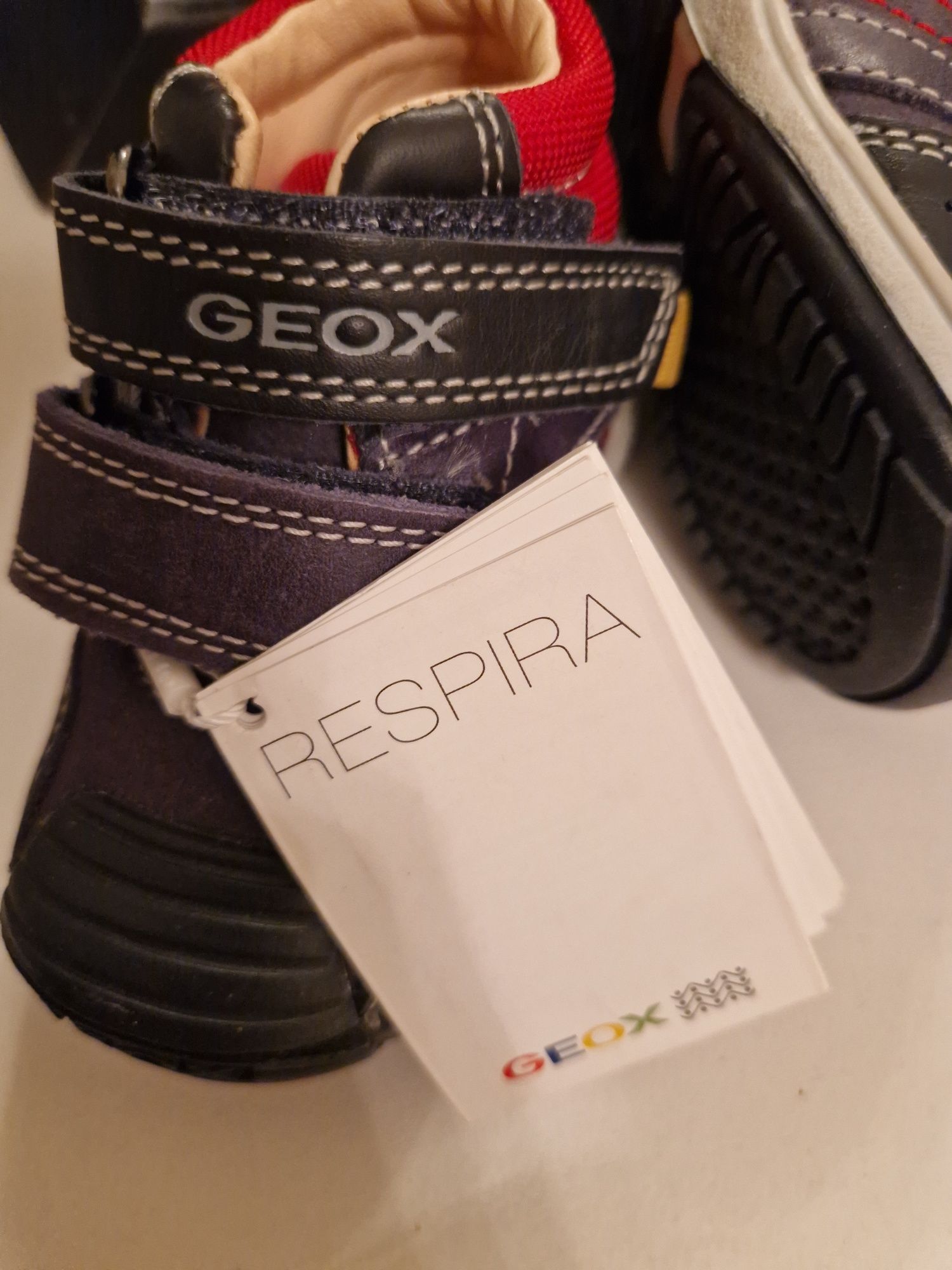 Buty Geoxy 19 nowe