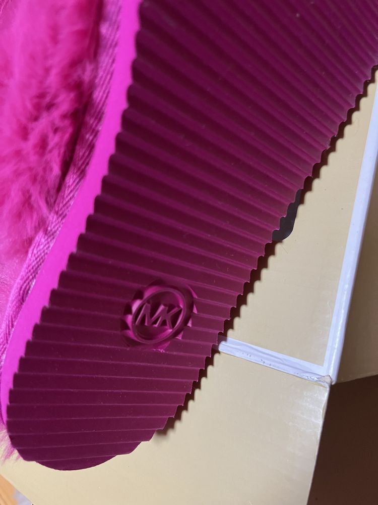 Michael Kors kapci pantofle buty z futerkiem r 36 różowe klapki