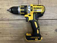 Wiertarko-wkrętarka udarowa DeWalt DCD795 - 2022r. | 60Nm