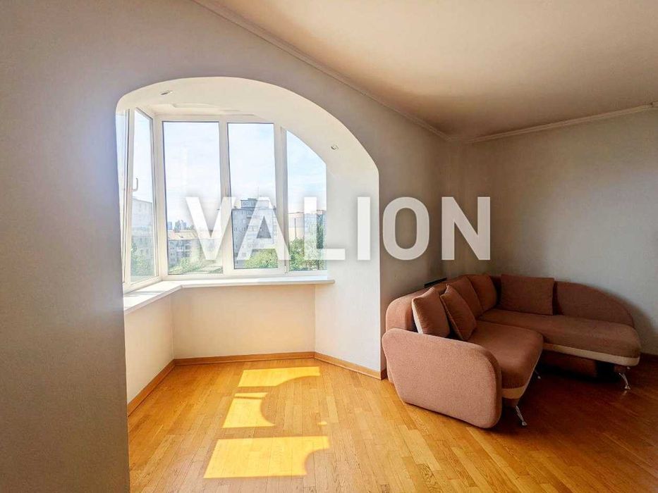 Продаж 4к квартири на бул. Верховної Ради 21а Дніпровський Лівий