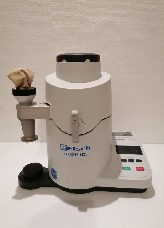 Retsch cyclone mill młynek laboratoryjny
