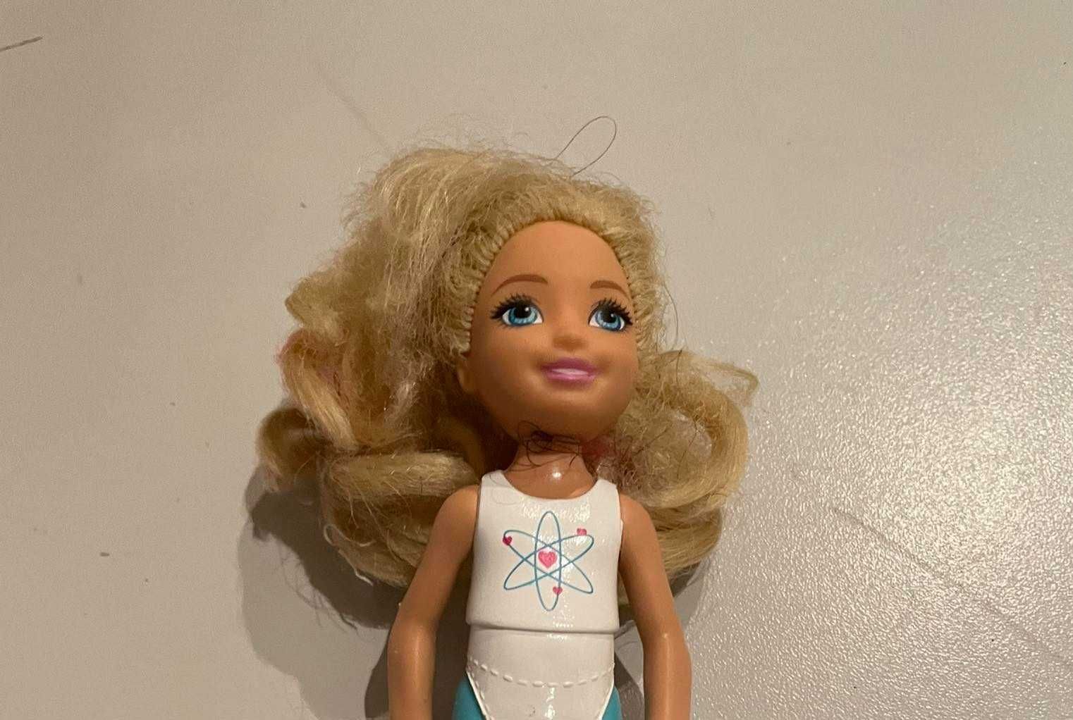 Lalka Barbie - Chelsea w podróży (bez akcesoriów, uszkodzona!)