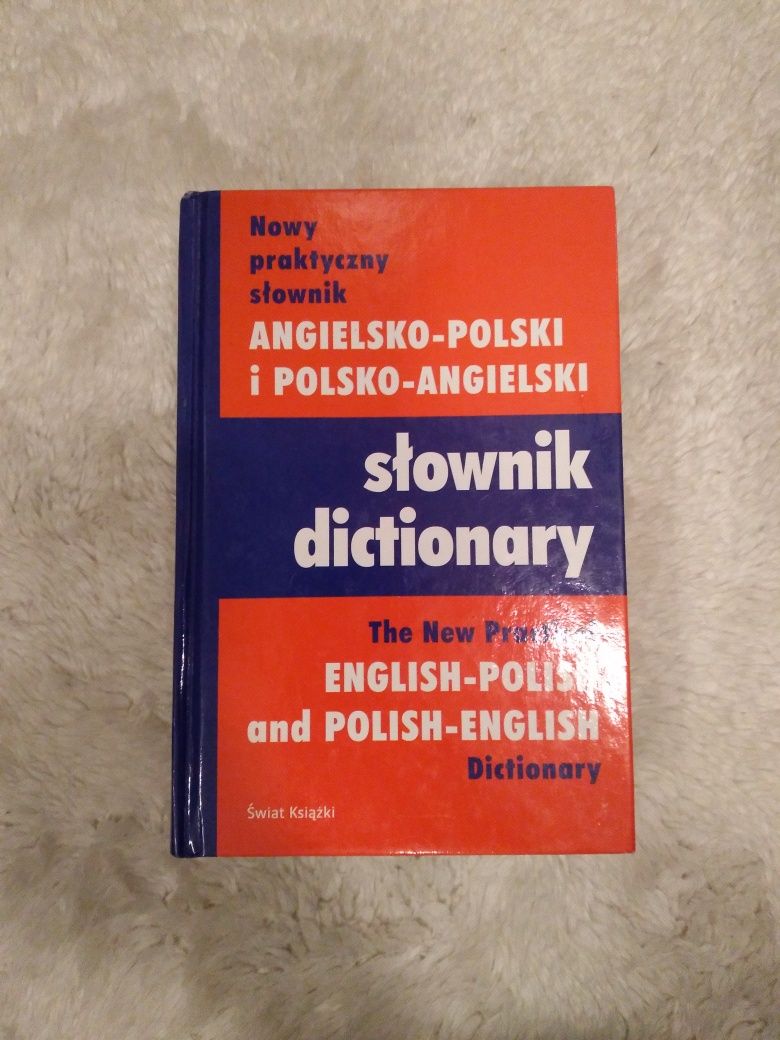 Nowy praktyczny słownik angielsko-polski polsko-angielski świat książk