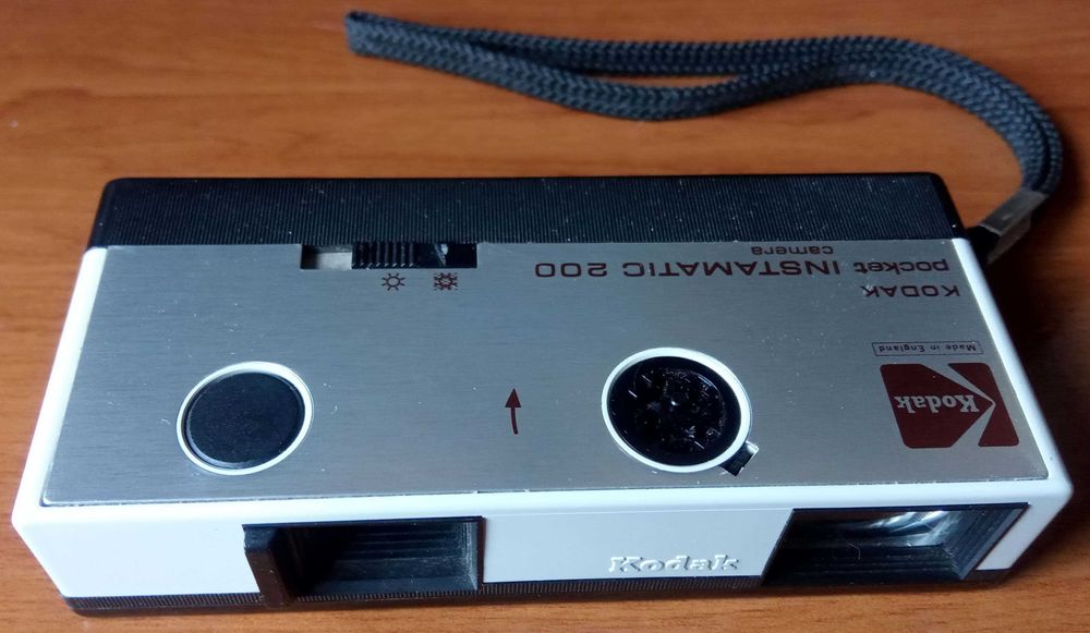 Máquina fotográfca com mais de 50anos