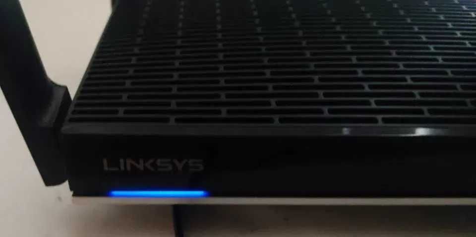 Linksys Mesh MR9600 MAX-STREAM AX6000 Bezp. router 2,4/5GHz Wi-Fi 6