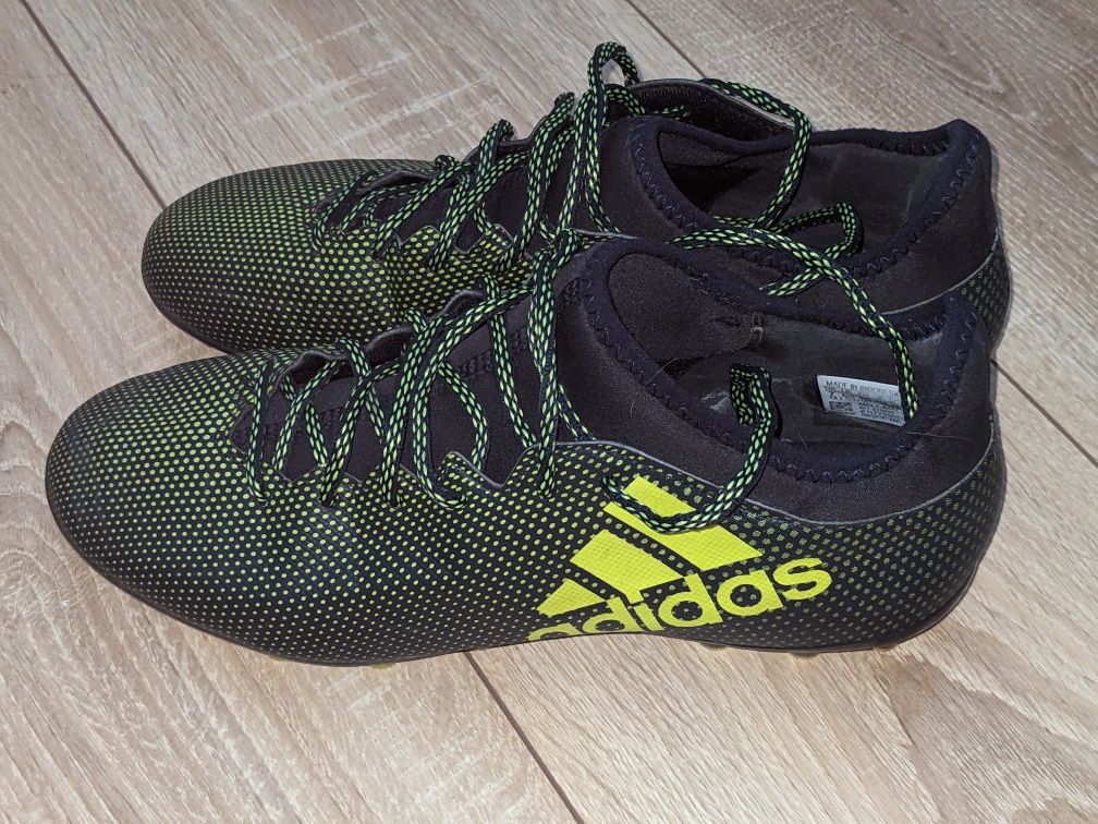 Футбольні бутси Adidas artificial grass 40р.