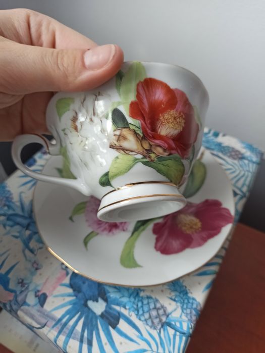 Filiżanka/zestaw/dokawy/herbaty/porcelana/prezent/pani/święta