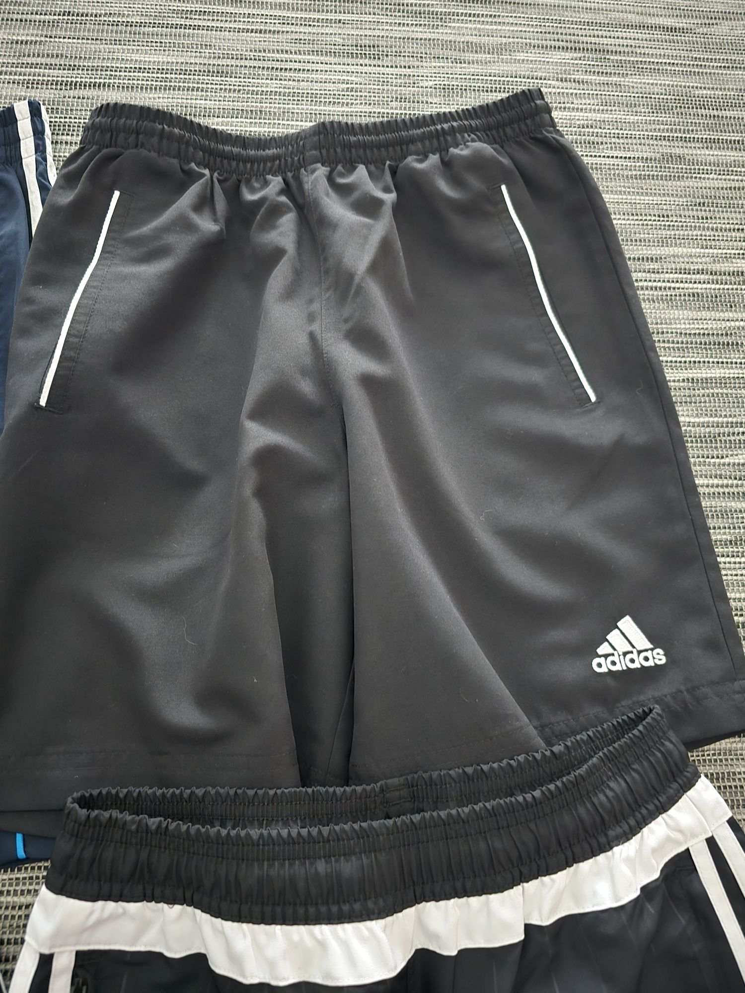 Calções Desportivos Adidas / Nike / Puma   tamanho 11/12 anos