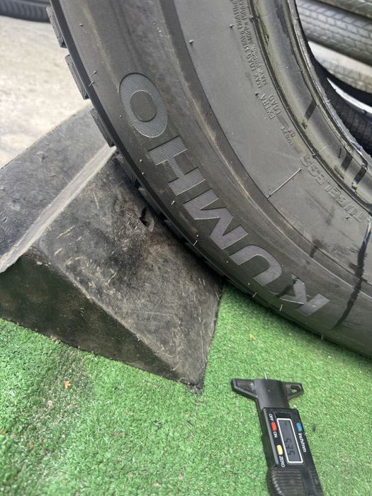 Шини Kumho 255/65r17 Зима Склад Б/у Пара