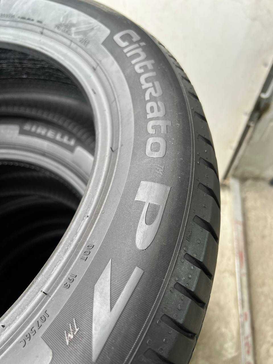 Літні Шини 215 55 R17 Pirelli