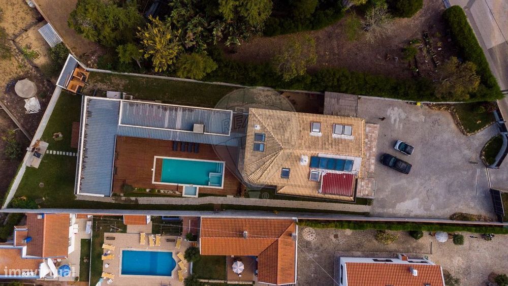 Hotel T10 para venda