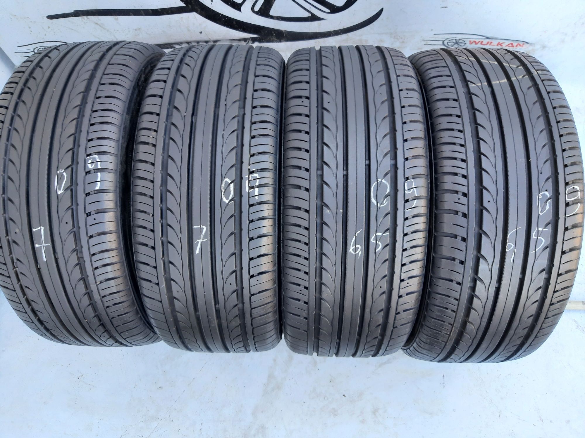 4x 195/45r15 78V Kumho Ecsta XT