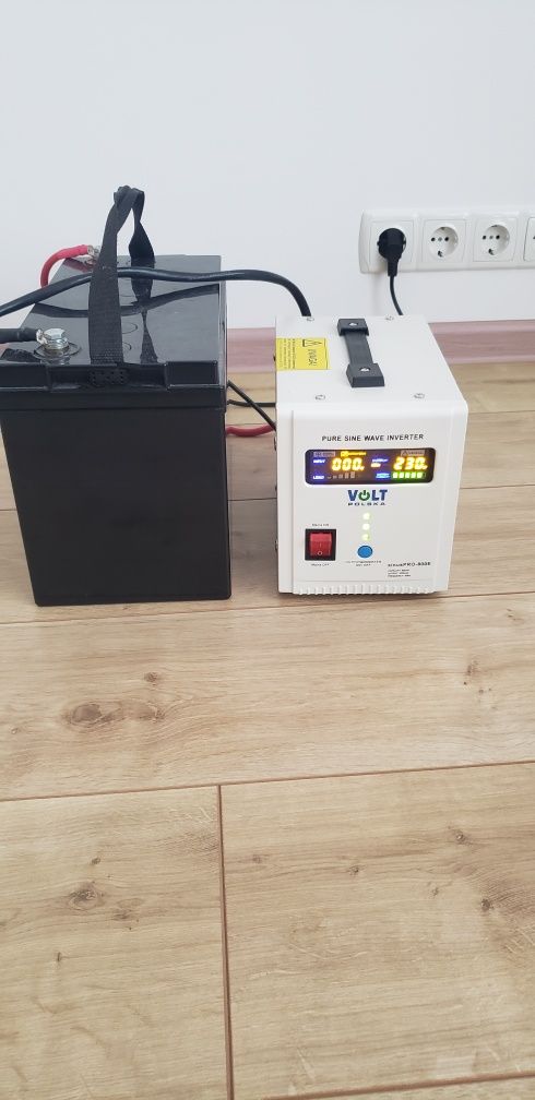 Джерело безперебійної живлення  Volt  Polska Sinus Pro 800 E 12/230V