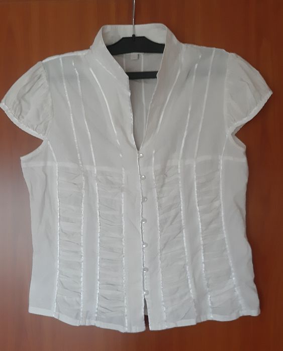Bluzka damska biała na lato