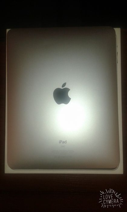 IPad 32GB-CAN MB 293 C/A Wi-fi ,чехол