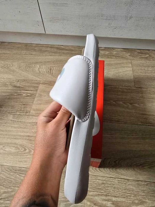 Nowe buty damskie Nike