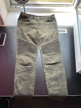 Штаны джинса  Укороченные в идеальном новом состоянии