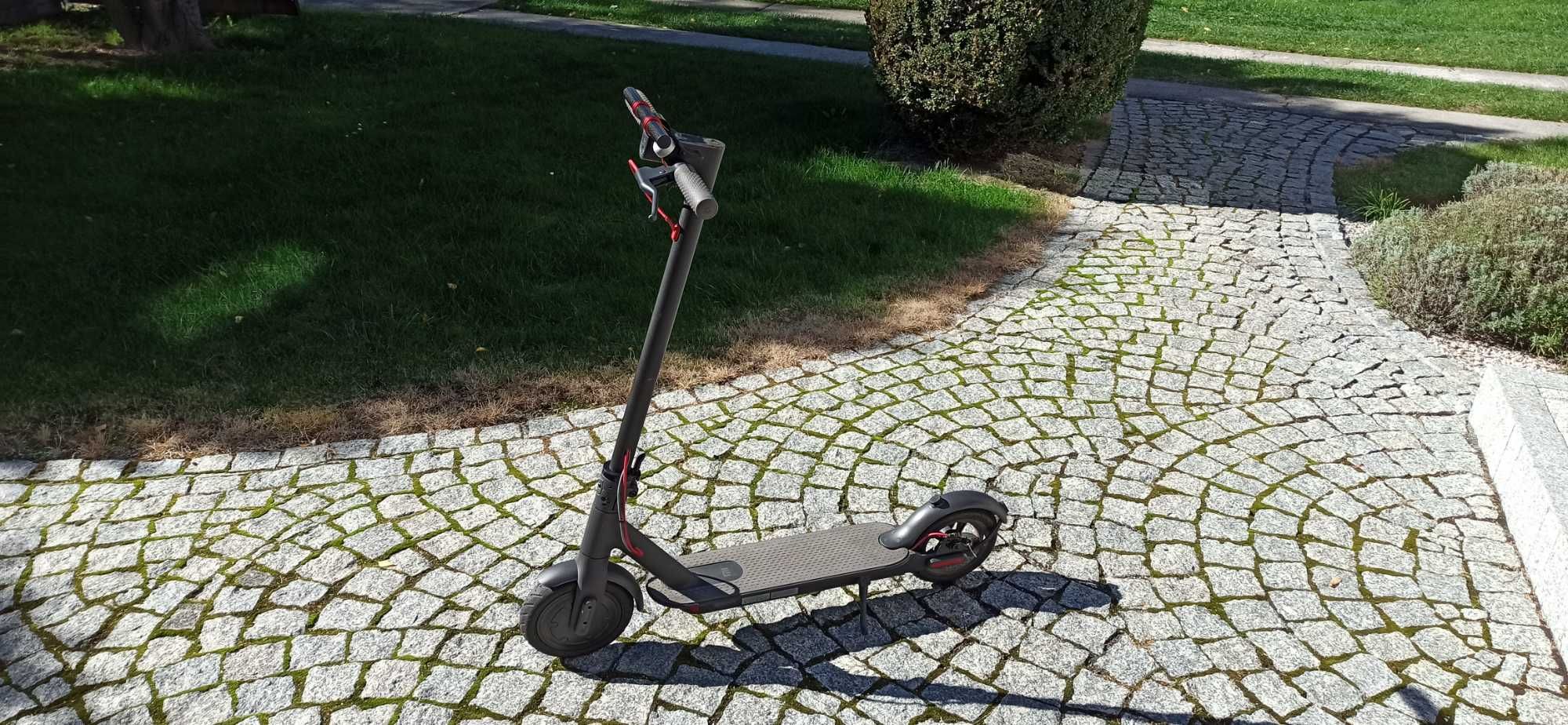 Hulajnoga elektryczna Xiaomi M365