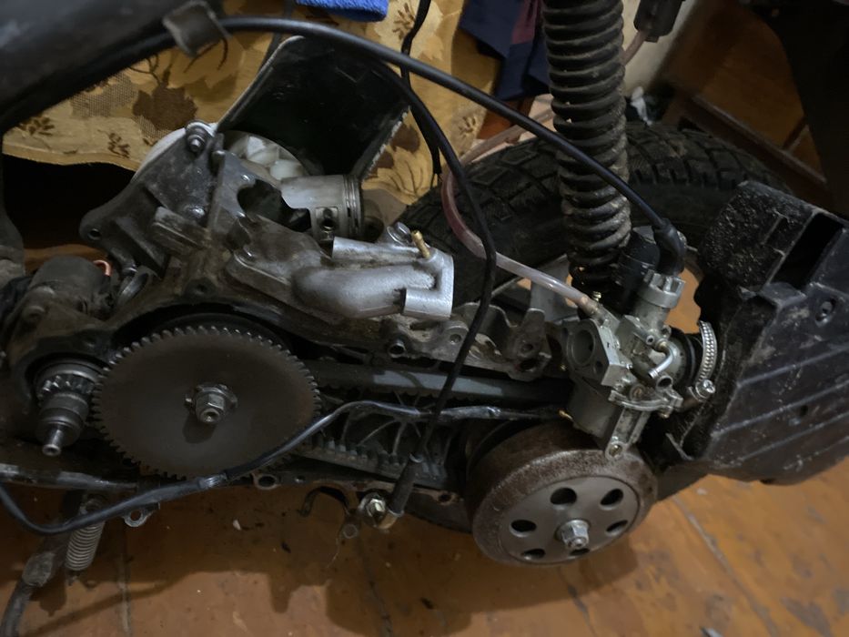 Продам мотор honda tact af 24 , торг.