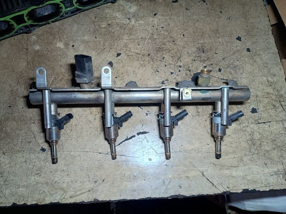 Listwa wtryskowa wtryski 1.8tfsi Audi A3 8P VW Skoda Seat oryg gwar