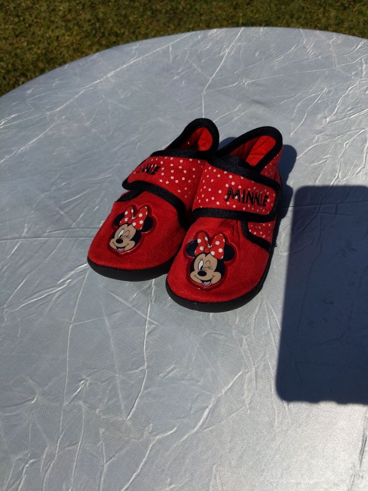 Pantufas Minnie como novas tam 24