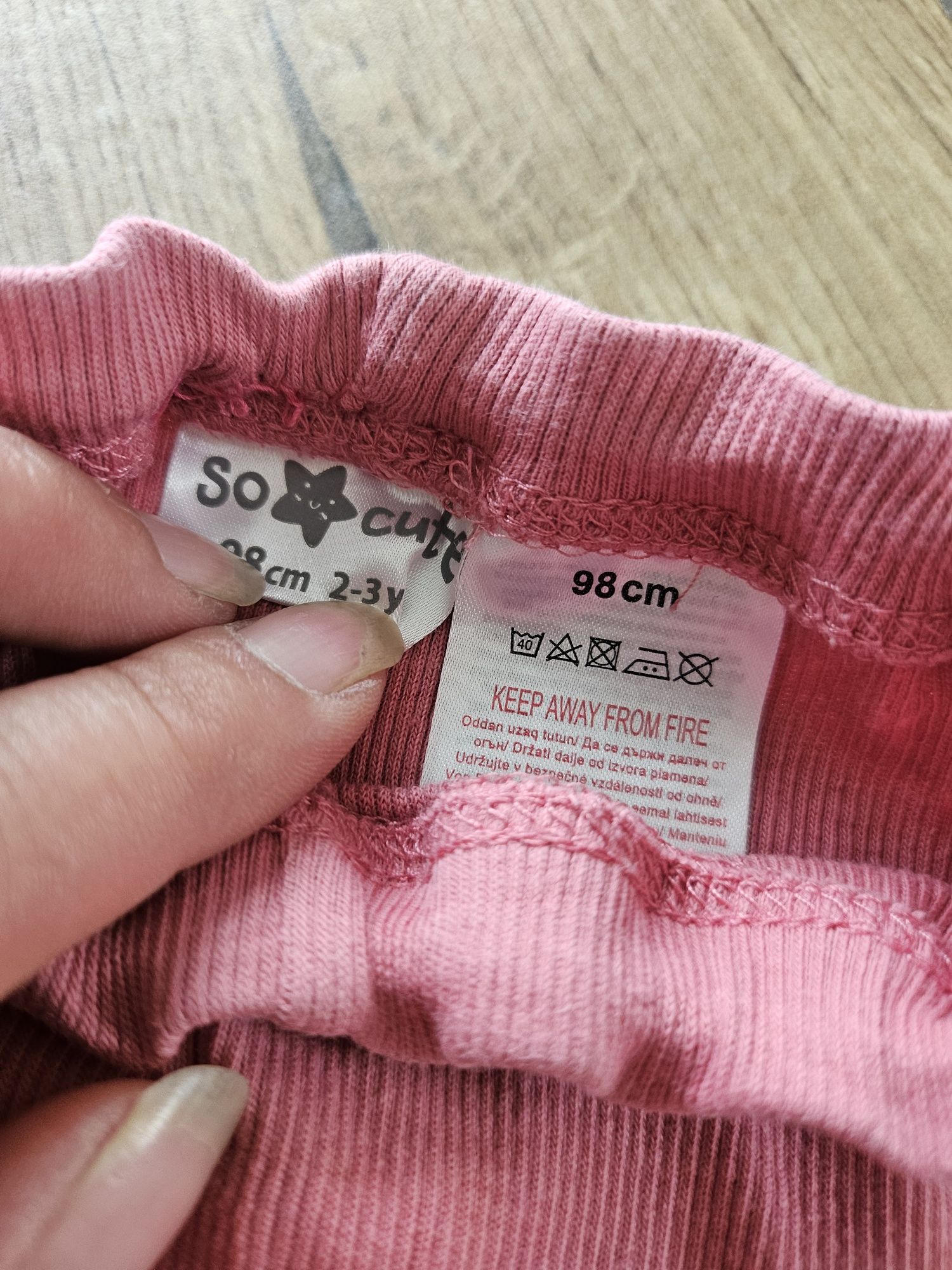 Legginsy dziecięce prążkowane prazek gladkie 98 gumeczka wszyta