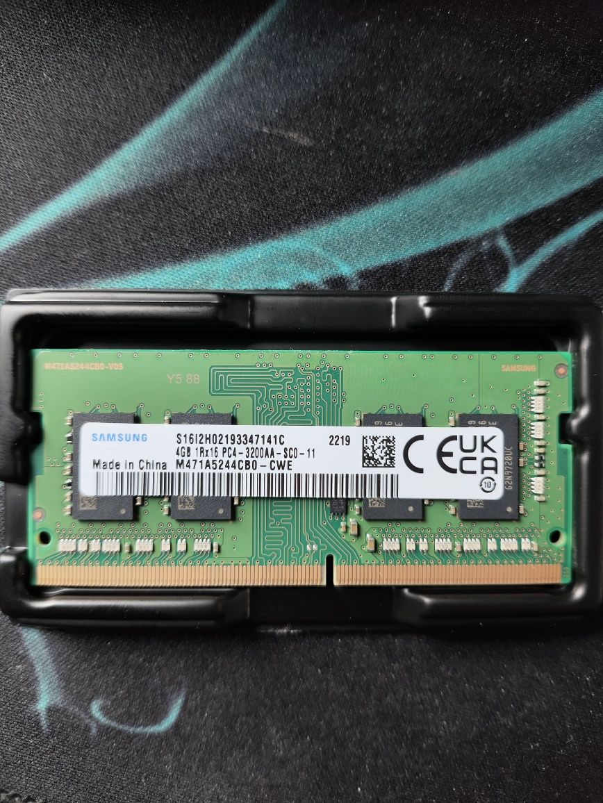 Оперативна пам'ять Samsung DDR 4/4 GB/ 3200