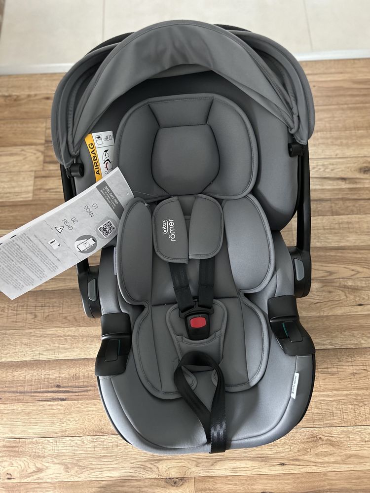 Nowy Britax BABY-SAFE PRO fotelik samochodowy 0-13 kg