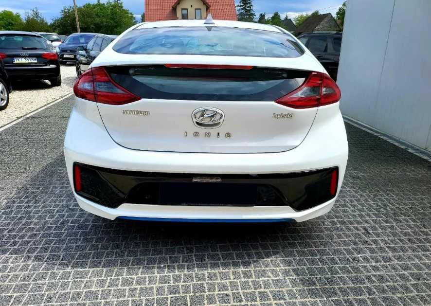 Hyundai IONIQ hybrid Platinum 2016