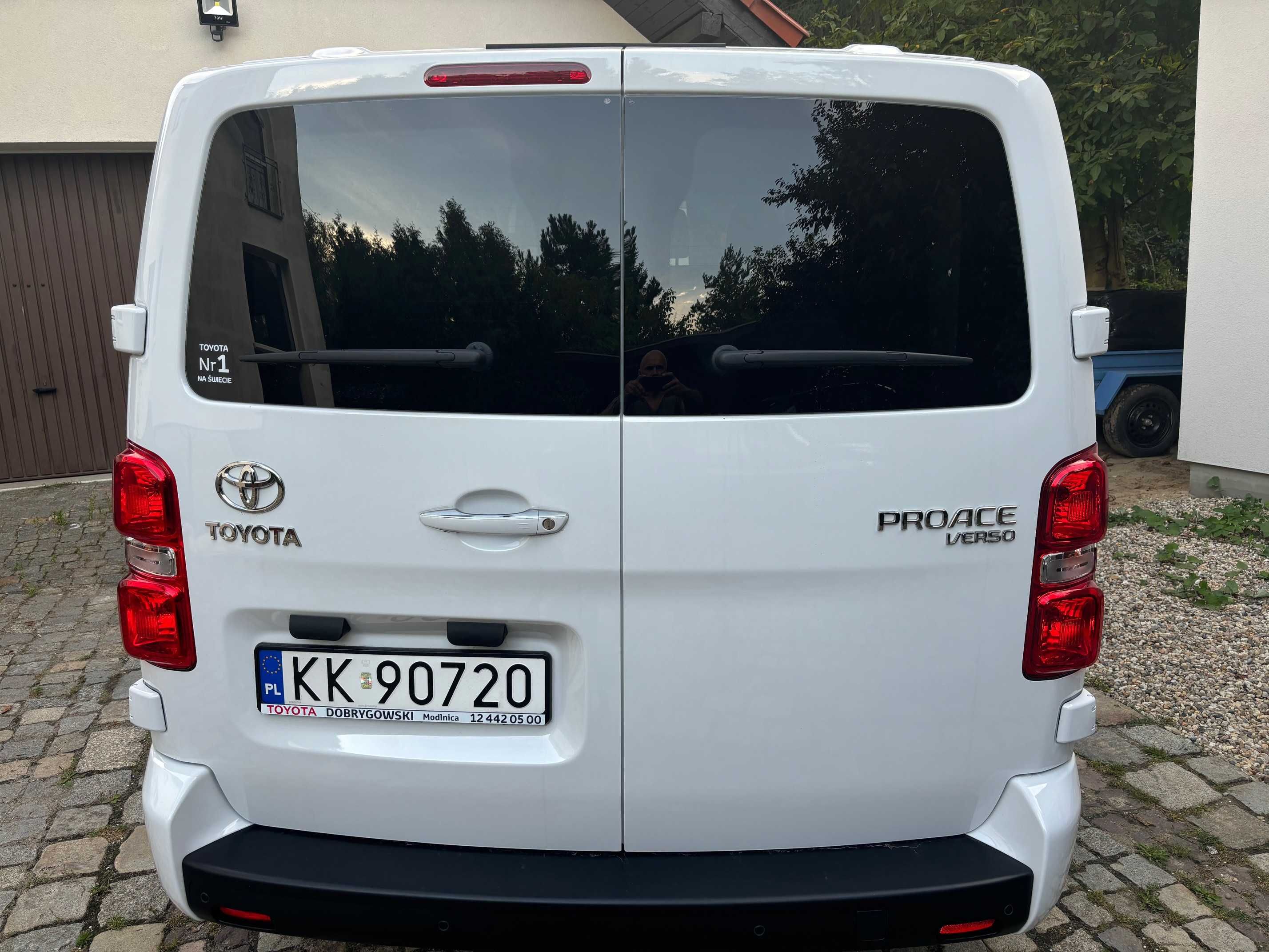 Wynajem busa 9-cio osobowego