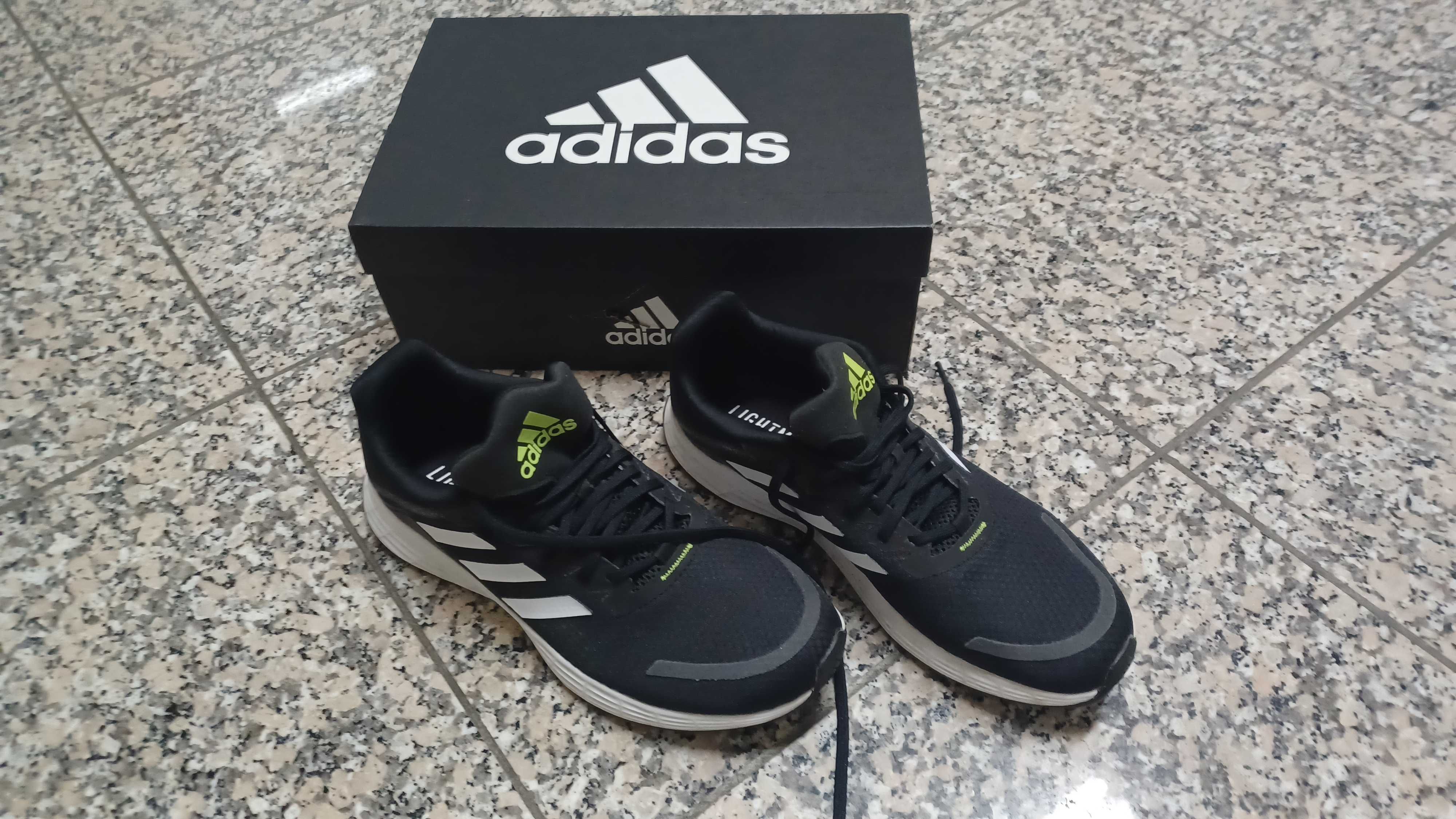 Sapatilhas Adidas - Running