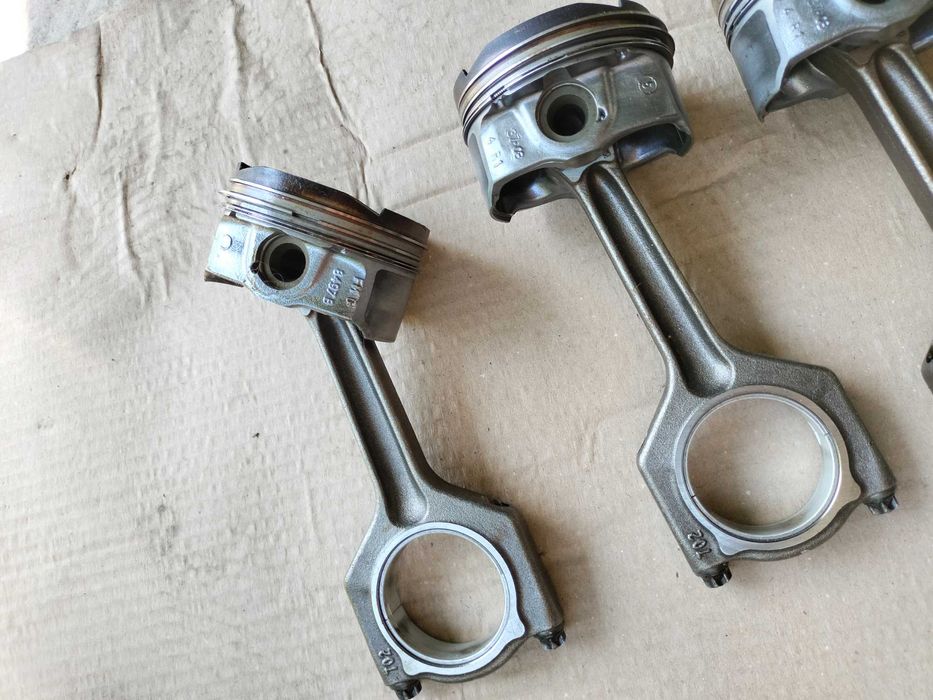 Поршня-шатуни бмв  , bmw двигун n54b30a бмв поршень e60 e90 e70